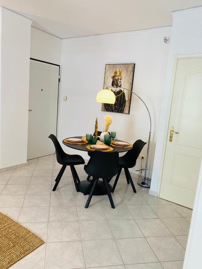 2 Bd Top Floor Aprt With Acropolis View Athens Exterior photo